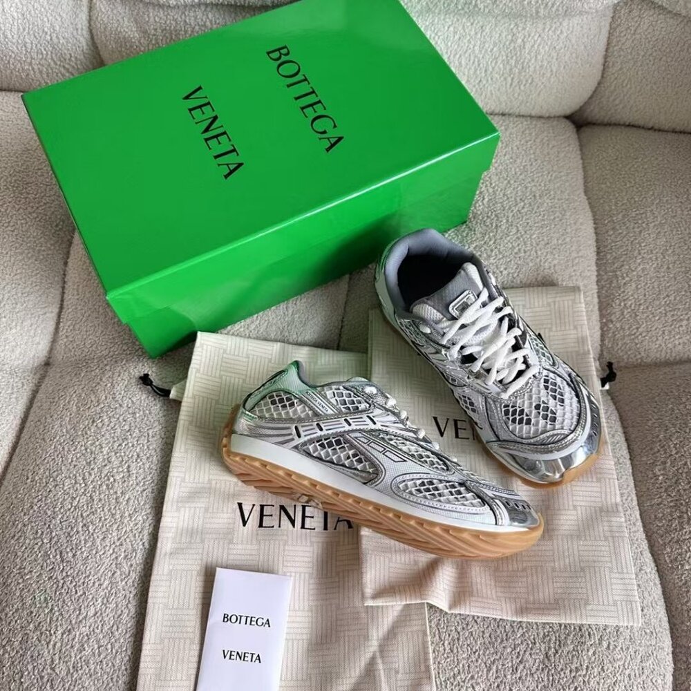 BOTTEGA VENETA Women's White and Silver Sneakers